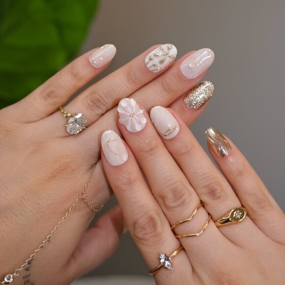tipsy | Handmade Press On Nails | Squoval Short | Ivory Luxe | Off-White - Picture 2 of 14